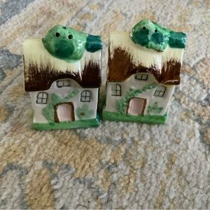 Vintage salt and pepper shakers